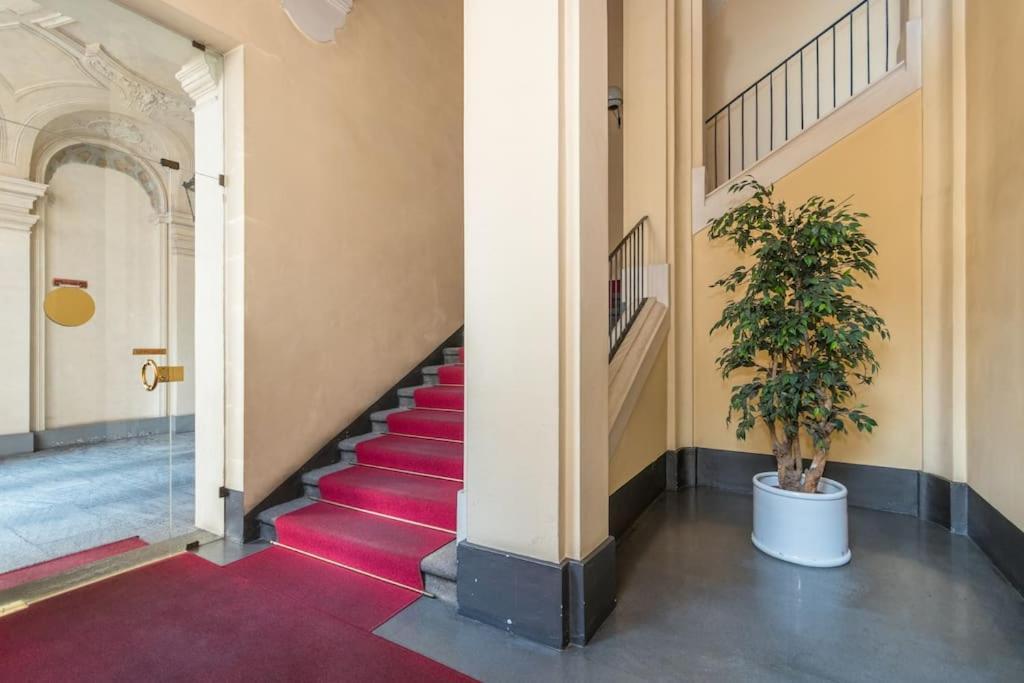 Loft Luxury - Piazza Castello Porta Susa Turin Exteriör bild